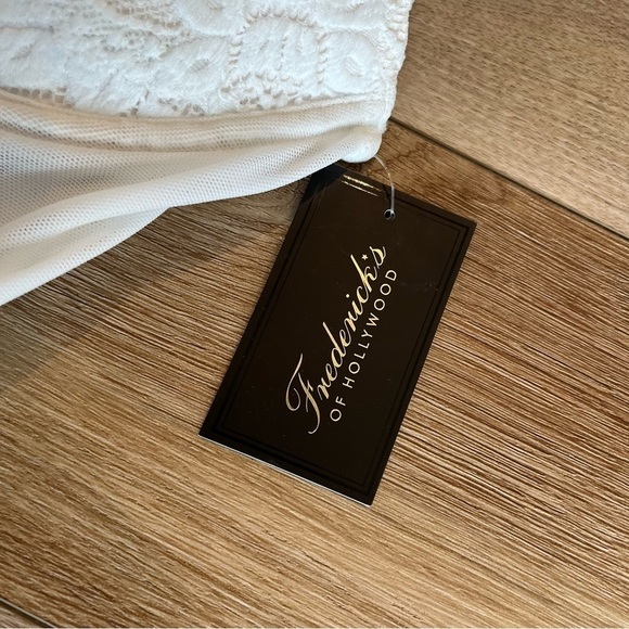 NWT Fredericks of Hollywood Medium White Jessica Floral Lace Corset $80 - Picture 4 of 6